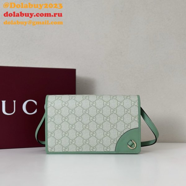 Gucci Designer GG Emblem Zip Around Wallet 819122